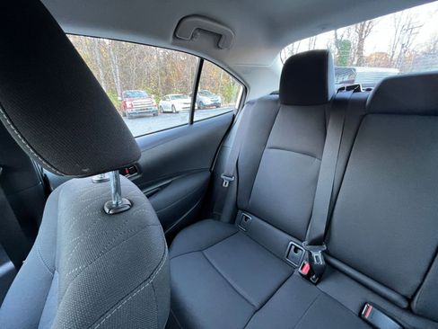 Used 2025 Toyota Corolla LE image 35