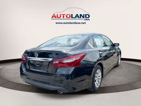 Used 2018 Nissan Altima 2.5 S w/ S Convenience Package FWD image 3