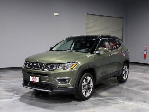 Used 2021 Jeep Compass Limited AWD/4WD image 3