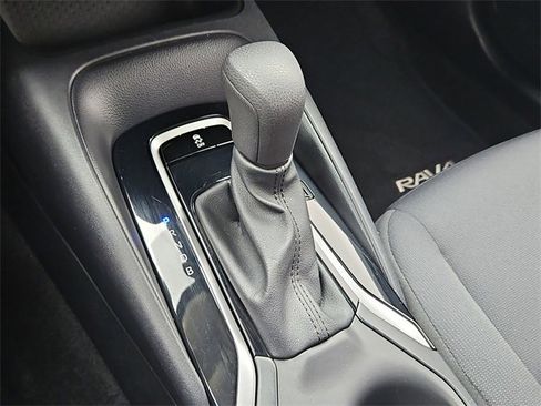 Used 2023 Toyota Corolla LE image 25