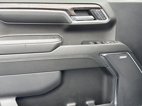 Certified 2024 Chevrolet Silverado 1500 LTZ image 20