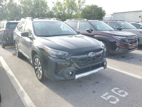 Used 2024 Subaru Outback Limited AWD/4WD image 3