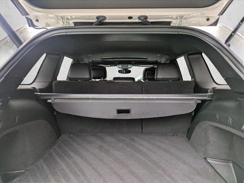 Used 2020 Jeep Grand Cherokee Altitude image 6