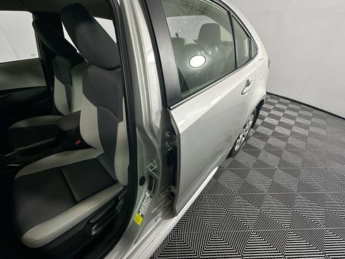 Certified 2025 Toyota Corolla LE FWD image 12
