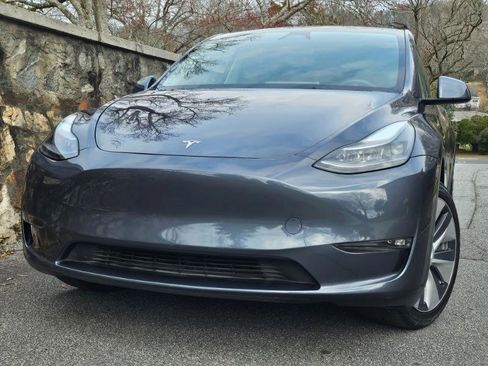 Used 2023 Tesla Model Y 2WD image 73