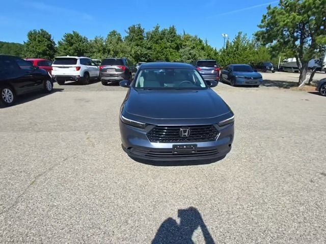 Used 2024 Honda Accord EX image 3