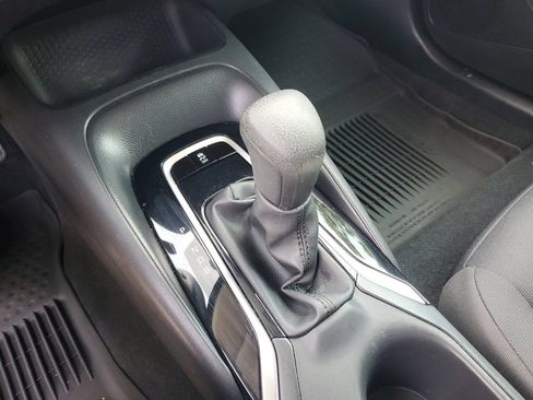 Used 2024 Toyota Corolla LE FWD image 24