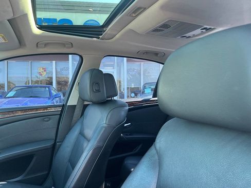 Used 2009 BMW 528i xDrive Sedan image 16