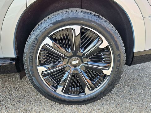 New 2025 Cadillac Escalade IQ Sport 2 AWD/4WD image 11