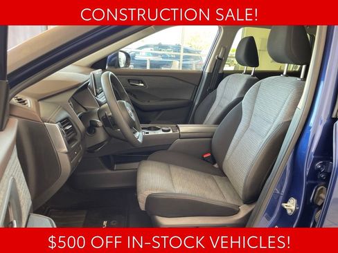 Used 2023 Nissan Rogue SV AWD/4WD image 8