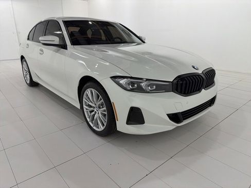 Certified 2023 BMW 330i xDrive Sedan image 7