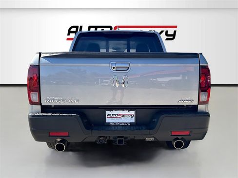 Used 2023 Honda Ridgeline RTL image 6
