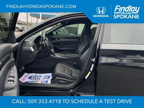 Used 2018 Honda Accord Sport image 10