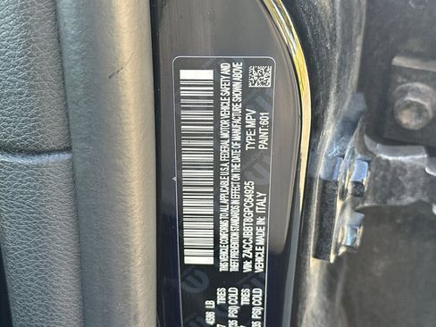 Used 2016 Jeep Renegade Latitude image 29