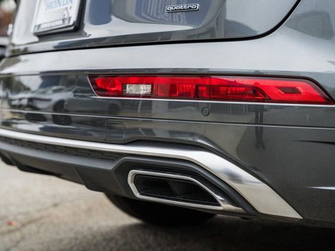 Used 2023 Audi Q5 2.0T Premium w/ Convenience Package image 6