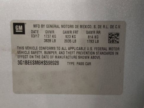 Used 2017 Chevrolet Cruze LT w/ Convenience Package FWD image 33