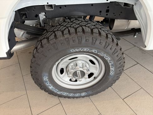 Used 2024 Ford F250 XL w/ 360-Degree Camera Package image 13