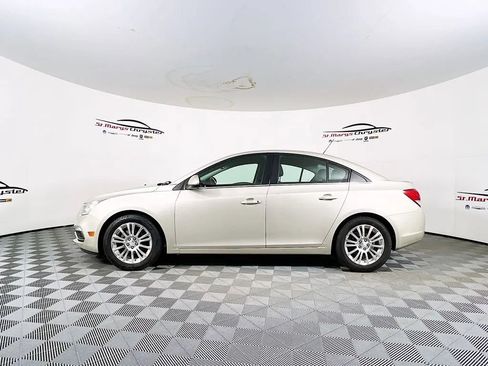 Used 2015 Chevrolet Cruze Eco w/ Enhanced Safety Package image 5