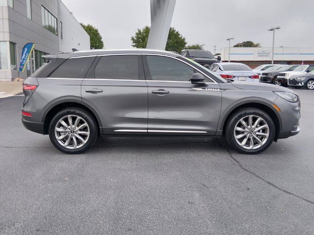 Used 2022 Lincoln Corsair FWD w/ Premium Package image 2