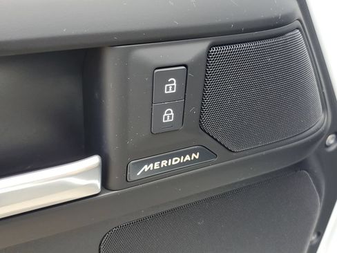 Used 2026 Land Rover Defender 130 S AWD/4WD image 10