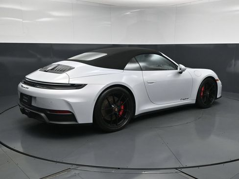 Used 2026 Porsche 911 Carrera GTS RWD image 10