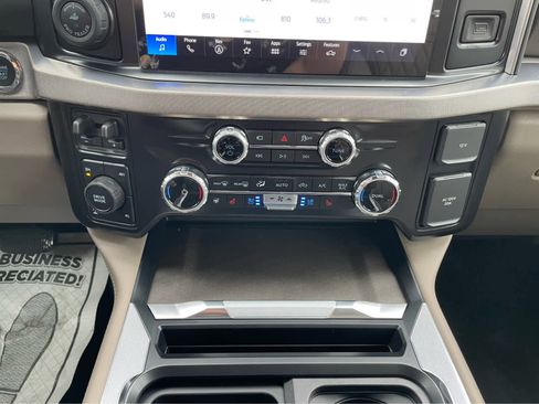 New 2025 Ford F250 Platinum w/ Platinum Plus Package image 28