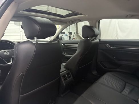 Used 2019 Honda Accord EX-L image 18