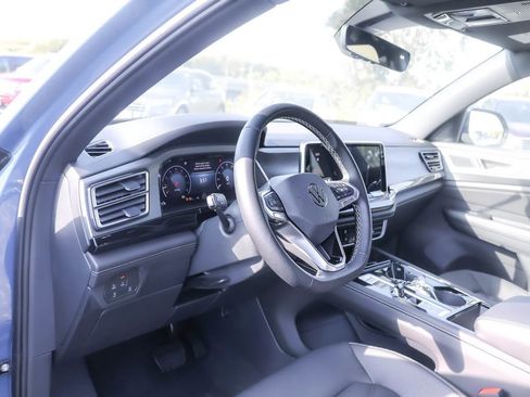 New 2026 Volkswagen Atlas Cross Sport SE image 19