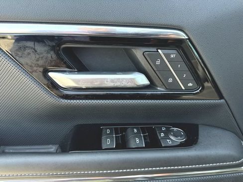 Used 2026 GMC Sierra EV Denali AWD/4WD image 23