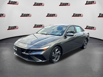 Certified 2024 Hyundai Elantra SEL w/ Convenience Package