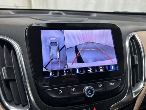 Used 2022 Chevrolet Equinox Premier AWD/4WD image 13