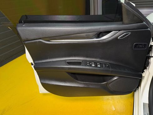 Used 2017 Maserati Ghibli S image 29