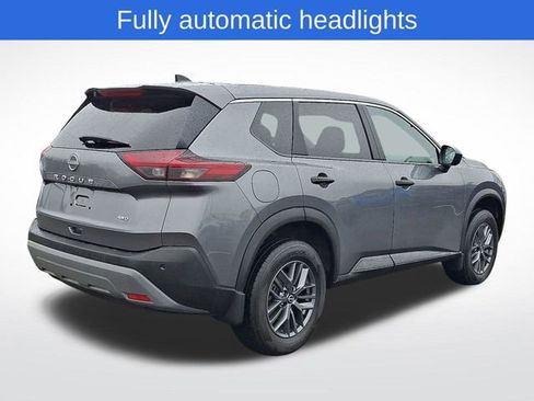 Used 2023 Nissan Rogue S image 6