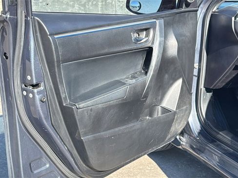 Used 2016 Toyota Corolla S image 9