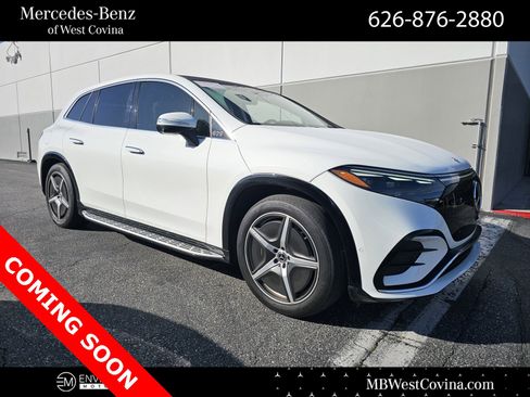 Used 2023 Mercedes-Benz EQS 580 4MATIC SUV image 1