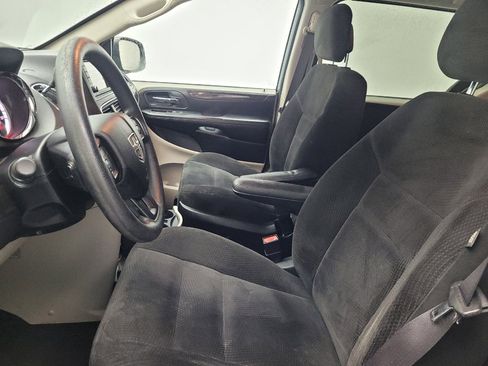 Used 2017 Dodge Grand Caravan SE w/ Power Window Group FWD image 17