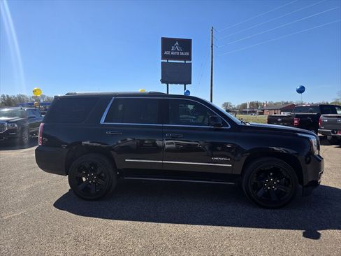 Used 2018 GMC Yukon Denali AWD/4WD image 6