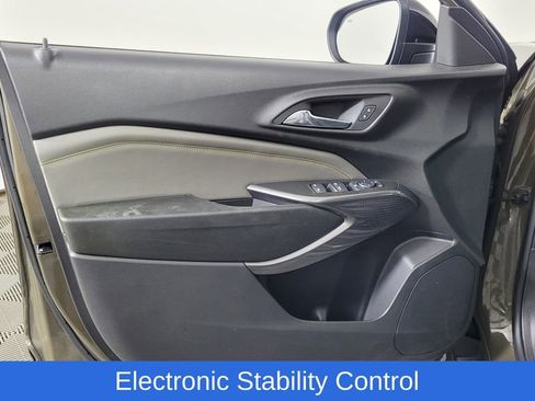 Used 2024 Chevrolet Trax ACTIV w/ Driver Confidence Package image 13
