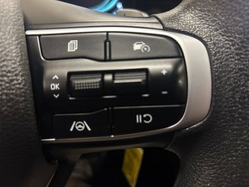 Used 2023 Kia Sportage LX AWD/4WD image 17