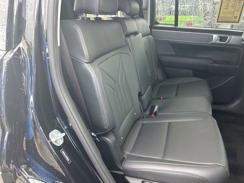 Used 2024 Hyundai Santa Fe SEL FWD image 27