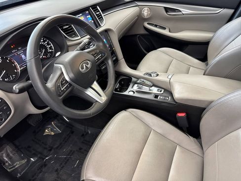 Used 2023 INFINITI QX50 Luxe w/ Cargo Package image 9