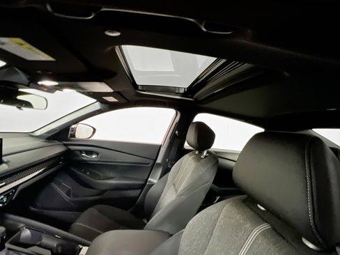 Used 2025 Honda Accord Sport image 20