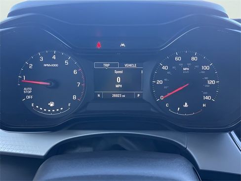 Used 2025 Chevrolet Trax LS w/ LS Convenience Package image 18