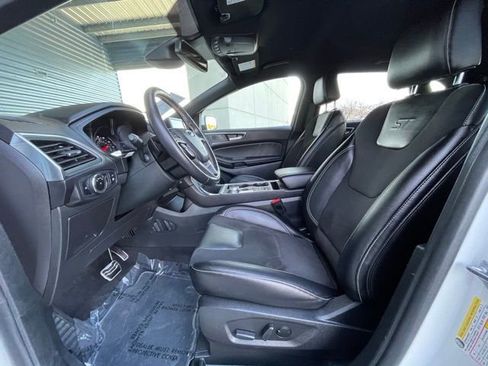 Used 2023 Ford Edge ST image 7