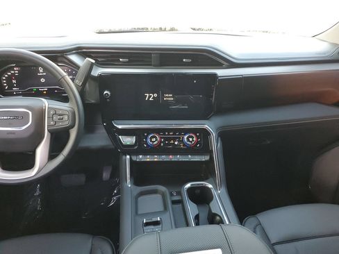 Used 2025 GMC Sierra 2500 Denali w/ Denali Reserve Package AWD/4WD image 14