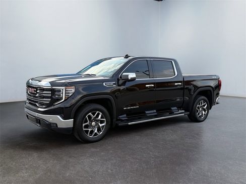 Used 2023 GMC Sierra 1500 SLT w/ SLT Premium Plus Package image 7