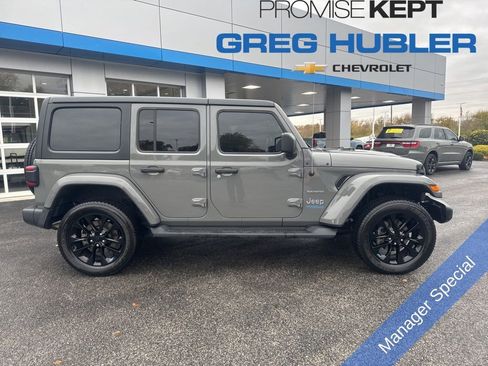 Used 2022 Jeep Wrangler Unlimited Sahara w/ Cold Weather Group image 2