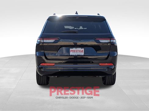 New 2026 Jeep Grand Cherokee L Limited AWD/4WD image 6