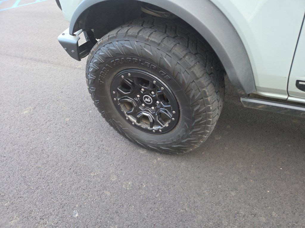 Used 2021 Ford Bronco First Edition AWD/4WD image 21