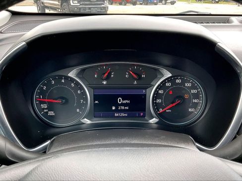 Used 2022 Chevrolet Equinox Premier FWD image 12